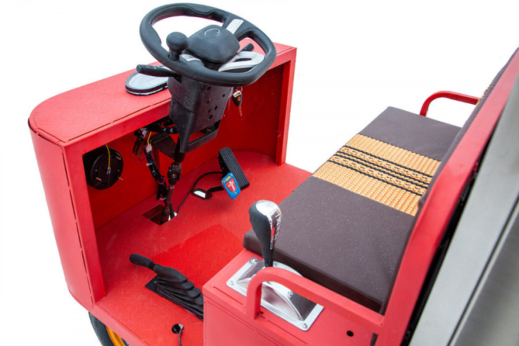 Грузовая электрическая тележка RuTrike КАРА КУНГ в Сургуте