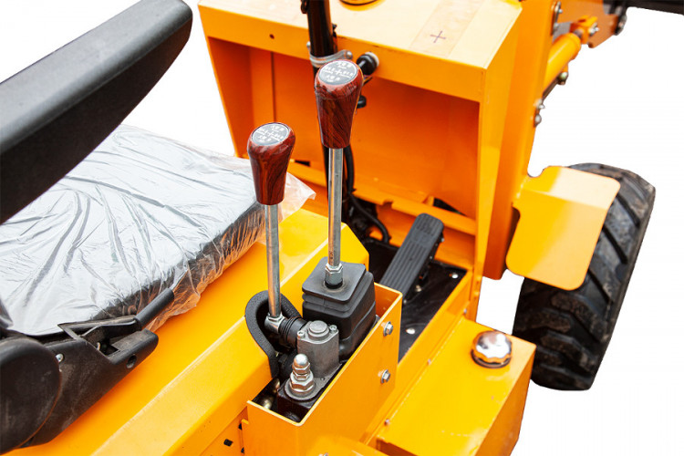 Электрический погрузчик RuTrike БРАВО 4x4 в Сургуте