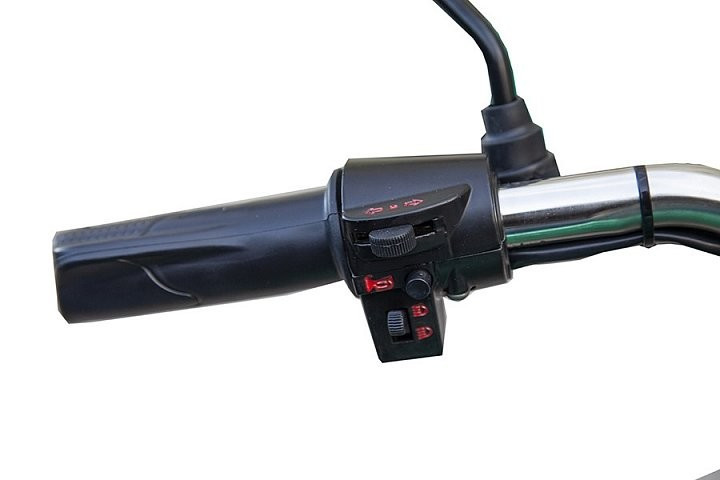 Грузовой электрический трицикл RuTrike Вояж К1 в Сургуте