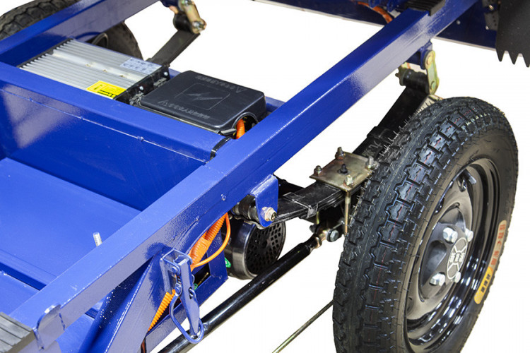 Грузовой электрический трицикл Rutrike Партнёр 1500 в Сургуте