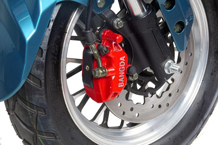 Электроскутер Minako Italy в Сургуте