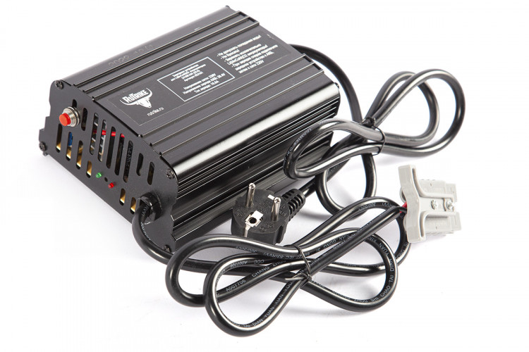 Зарядное устройство RuTrike для аккумуляторов 24V50A/H (10A) в Сургуте