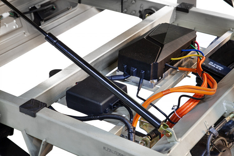 Грузовой электротрицикл Rutrike Эксперт ПРО Плюс 2200 в Сургуте