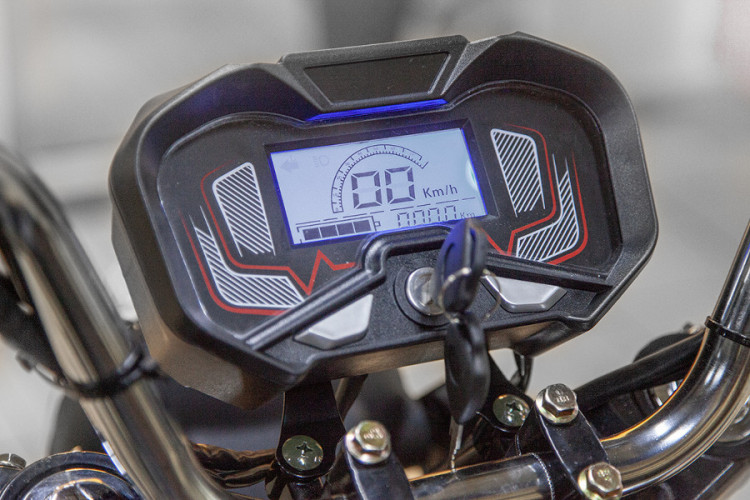 Грузовой электротрицикл Rutrike Эксперт ПРО 2000 в Сургуте